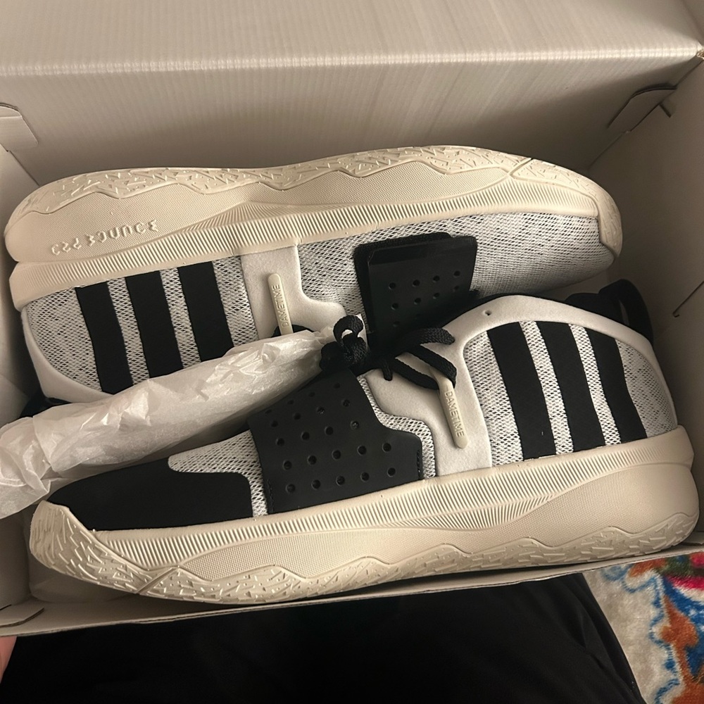 Adidas Dame 8 Extply- SZ 15